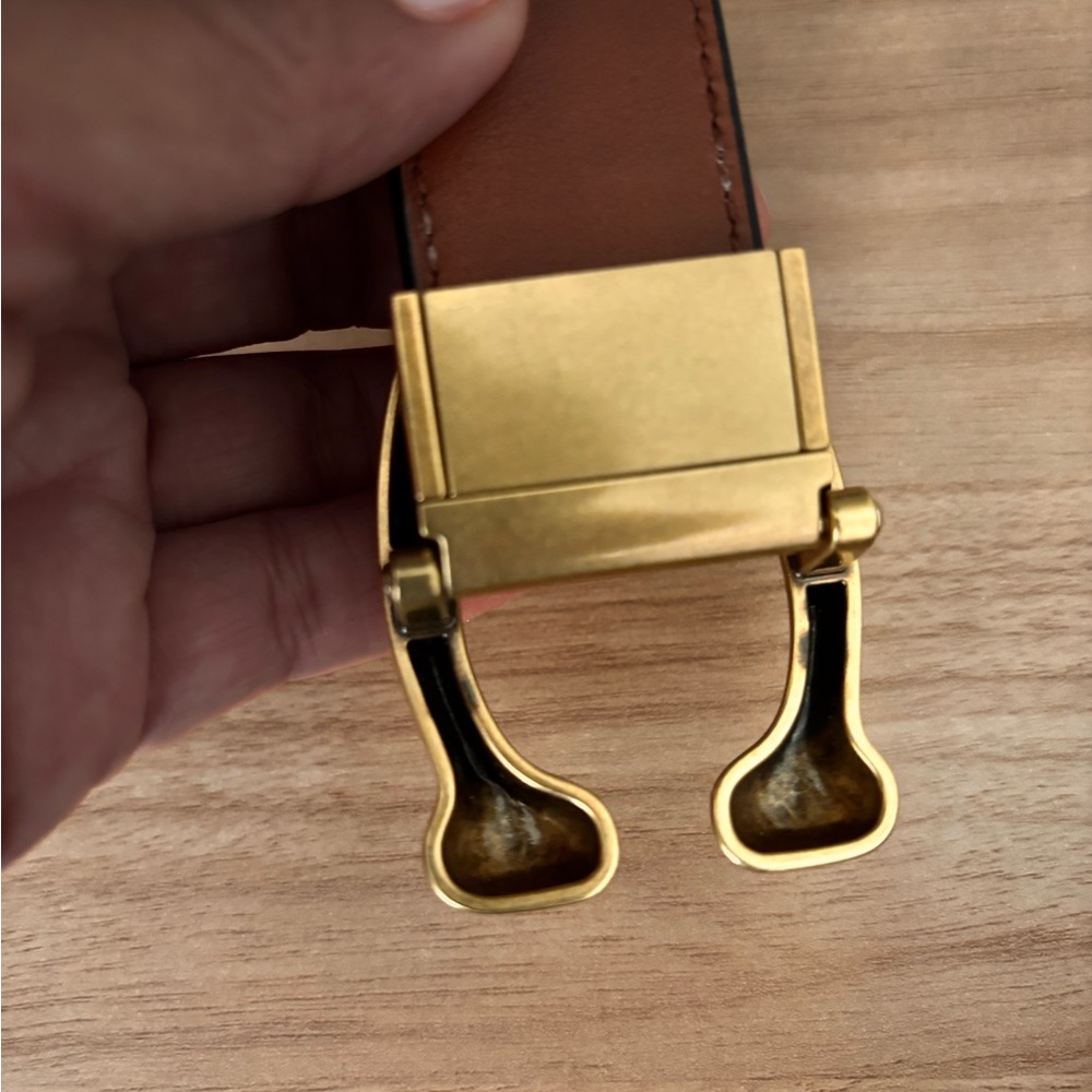 Coach Reversible Black/Brown Gold C Hardware - Picture 4 of 13